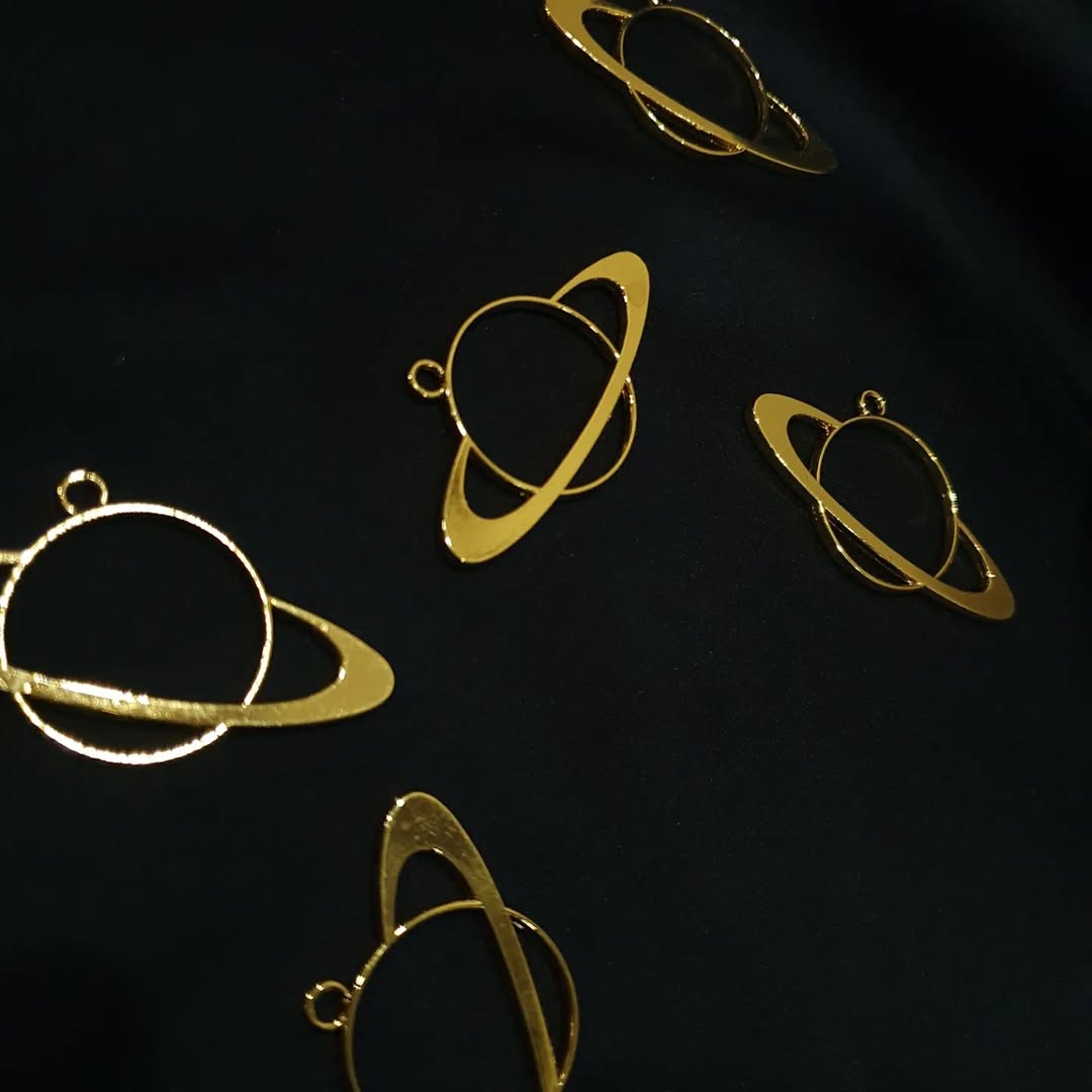 Saturn Bazzel